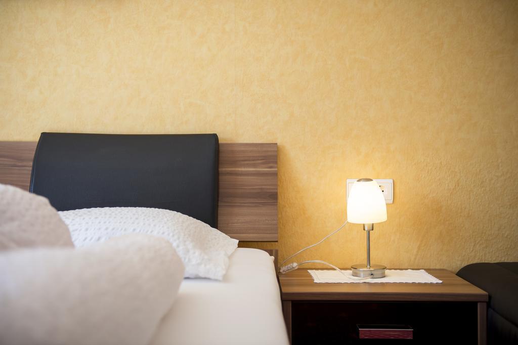 Sonnenberg Hotel Silandro Szoba fotó